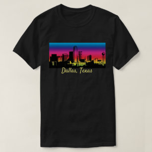 ダラステキサス州シティスカイライン Tシャツ