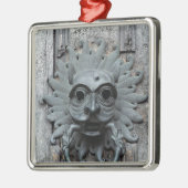 ダラムのカテドラルの聖域のノッカー メタルオーナメント (左)