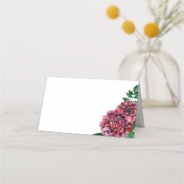 ダリアの席次カード。バーガンディーの結婚式の花 プレイスカード