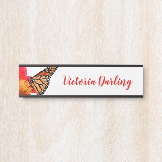 ダリアの蝶机のぶら下がったなドアの壁の名札 サインプレート (正面)