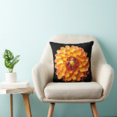 ダリアフラワークッション。 クッション (椅子)