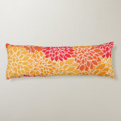 ダリア花、花のパターン、オレンジ色のダリア ボディピロー (裏面)