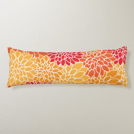 ダリア花、花のパターン、オレンジ色のダリア ボディピロー (正面)