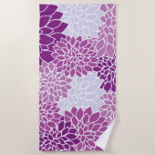 ダリア花、花のパターン、紫ダリア ビーチタオル (正面)