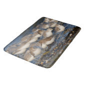 ダリンズとサンダリングの群れがビーチ バスマット (アングル)