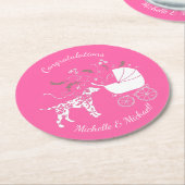 ダルマチアン犬の赤ちゃんシャワーパピーピンクの女の子 ラウンドペーパーコースター (アングル)