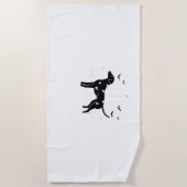 ダルマティアンドッグ – ハロウィンムーンシルエットクラシック ビーチタオル (正面)