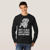 ダルマ人を愛する少年 Tシャツ (正面フル)