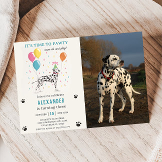 ダルメシアンの犬パーティーの子犬の誕生日パーティーの写真 招待状
