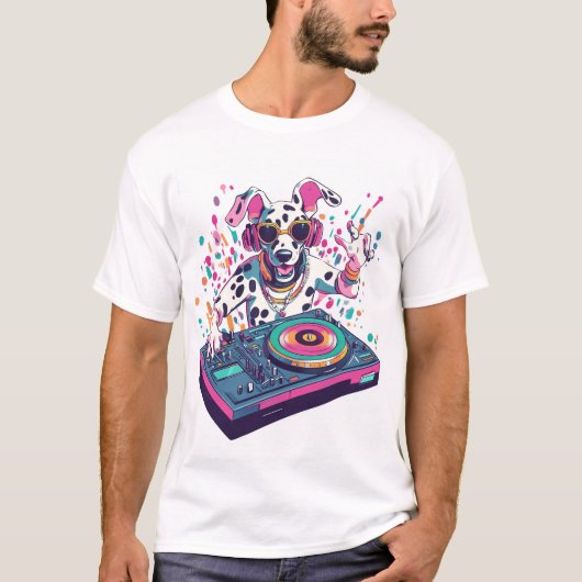 ダルメシアンDJ � EDMレイブパーティー犬 Tシャツ (正面)