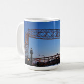 ダルースの空中架橋 ミネソタ州 コーヒーマグカップ (正面左)