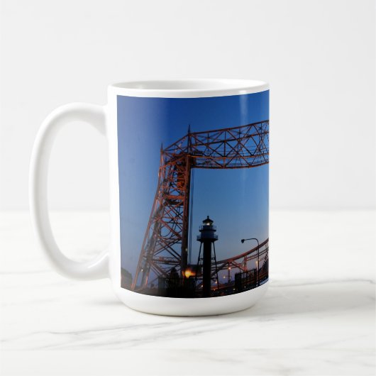 ダルースの空中架橋 ミネソタ州 コーヒーマグカップ (左)