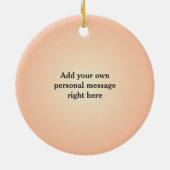 ダンサーエレガント：赤いシルクドレパーソナライズされたス セラミックオーナメント (裏面)