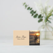 ダンサーシルエット、ビーチアットサンセットダンススタジオ 名刺 (スタンド正面)