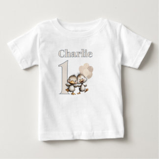ダンスするアヒルの子 1歳の誕生日おめでとう! ベビーTシャツ