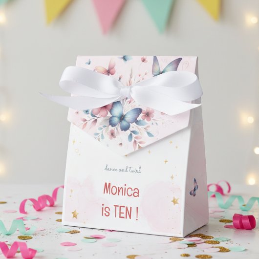 ダンスと回転かわいいバレリーナのバレエの子供の誕生日 フェイバーボックス