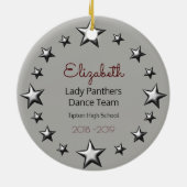 ダンスの応援のブルネットのあずき色および灰色 セラミックオーナメント (裏面)