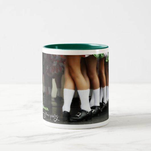 ダンスは私のリズミカルな詩歌のマグです ツートーンマグカップ (中央)