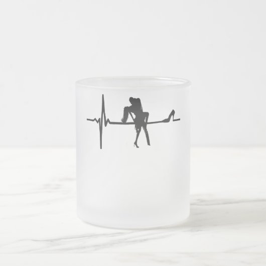 ダンスハートビートとStiletto She フロストグラスマグカップ (中央)