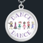 ダンスバレエタップジャズリリリカル曲芸ダンサー シルバープレートネックレス<br><div class="desc">オリジナルの手図解入りの、写真付きのマーカーとペンとインクの「ダンスクラス」デザインは、かわいい漫画のダンサーの列を備えている。ダンススタイルには、ジャズ、アクロ、タップ、バレエ、ヒップホップ、叙情的などがある。ダンサー、お気に入りのスタジオ、先生、ダンスチーム、またはおもしろいリサイタルギフトに最適。あなたは何を探しているか分からない？カスタマイ救済ズが必要な場合クリック連絡は「このデザイナー」が自分のために作り上げたものだ！このダンスをテーマにしたイラストレーションカスタマイズは、髪/目の色、肌の色、ダンススタイル、靴/衣装デザインなどの選択を含むことができる。このイラストレーションは他の製品でも利用可能である。他にもダンスをテーマにしたデザインも充実！</div>