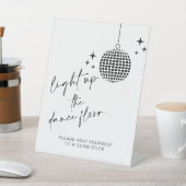 ダンスフロアに光を当てる |グロースティック記号 台座サイン (インサイチュ)