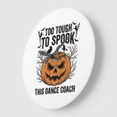 ダンス教師ハロウィンカボチャの彫刻Tシャツデザイン ラージ壁時計 (傾斜)