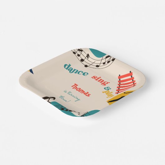 ダンス音楽と遊子供の誕生日 ペーパープレート (傾斜あり)