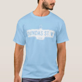 ダンダス通りウエストトロント通りサイン Tシャツ (正面)