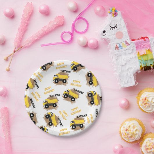 ダンプトパーソナライズされたラック建築マッド少年の名前 ペーパープレート (パーティー)