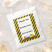 ダンプトラックとディガー フェイバーバッグ (クリップ留めされた状態)