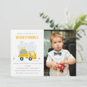 ダンプトラック建築車写真誕生日 招待状 (スタンド正面)