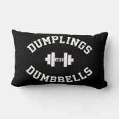ダンベルと餃子 – おもしろいバルキングノベルティ ランバークッション (裏面)