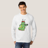 ダンベルを使った筋力トレーニング中のいもむし Tシャツ (正面フル)