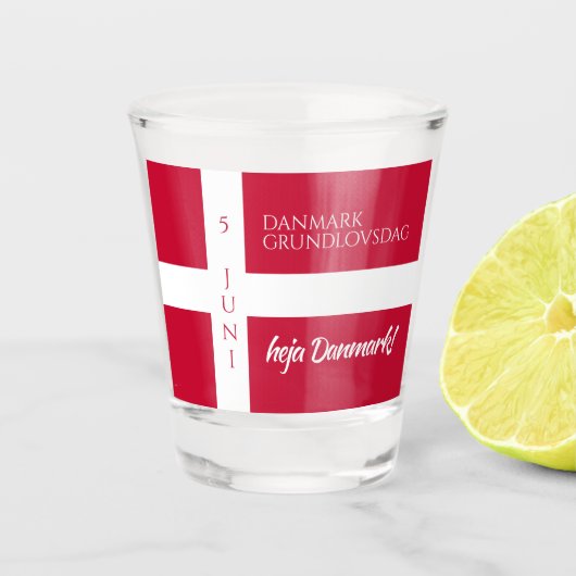 ダンマークグルンドロフスダグデンマーク国旗 ショットグラス (正面)