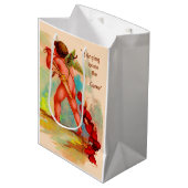 ダン・キューピッドがゲームを持ち帰る ミディアムペーパーバッグ (正面アングル)