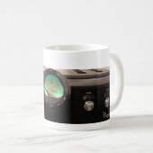 ダン・ダゴスティノ・モメンタム統合増幅器 コーヒーマグカップ (正面右)