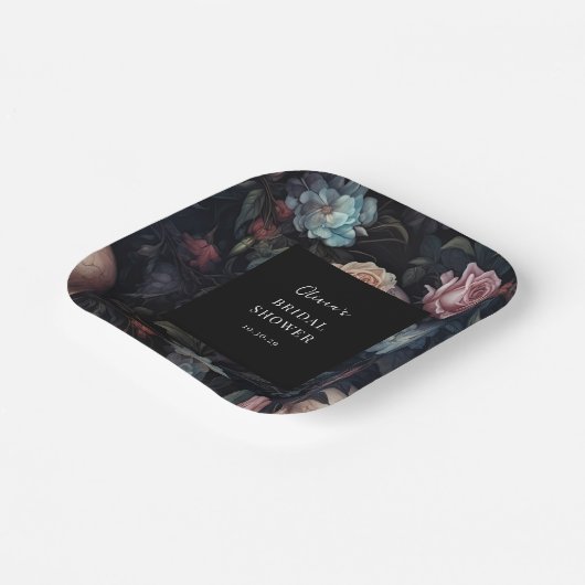 ダークでムーディーなフローラルゴシック ブライダルシャワー ペーパープレート (傾斜あり)