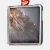 ダークなレーンの塵のクロスCentaurus銀河系。 メタルオーナメント (左)