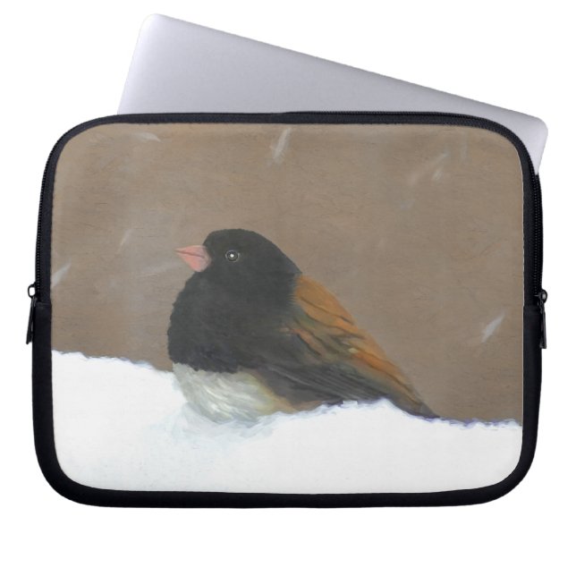 ダークアイドJunco絵画ズ – Bird Artオリジナル ラップトップスリーブ (正面)