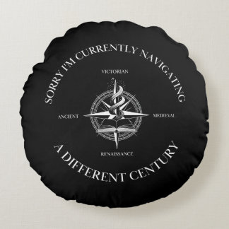 ダークアカデミアを感じる別時代の旅 ラウンドクッション