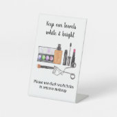 ダークウォッシュクロスSTRレンタル休暇 台座サイン (正面)