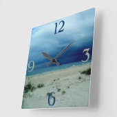 ダークウォータービーチ写真 スクエア壁時計 (傾斜)