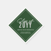 ダークエレガントグリーンタイポグラフィ任意の年の卒業 スタンダードカクテルナプキン (角)
