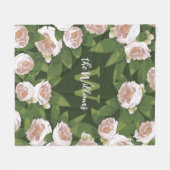 ダークガーデン調和：カメリアと緑 フリースブランケット (正面(横))