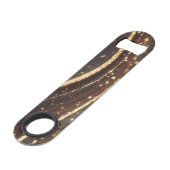 ダーククルミの木目ときらめく金ゴールド川 スピード栓抜き (裏面アングル)