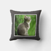 ダークグカスタムレーリーネンルックの上にペットの形見 クッション (裏面)