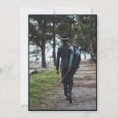 ダークグリーンのカリグラフィー・エレガントな写真 卒業式 招待状 (裏面)