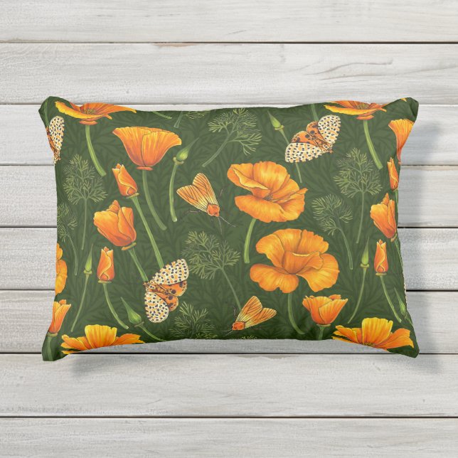 ダークグリーンのカリフォルニアケシと蛾 アウトドアクッション (正面)