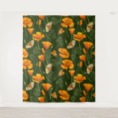 ダークグリーンのカリフォルニアケシと蛾 タペストリー (正面)