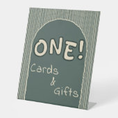 ダークグリーンのストライプ 1歳の誕生日カード&ギフト 台座サイン (正面)